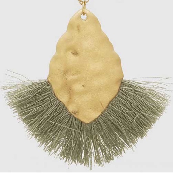 ALL IS FLARE FANNED TASSEL PENDANT NECKLACE-MOSS - Picture 3 of 3